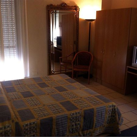 Hotel Cristallo Barga Fornaci di Barga المظهر الخارجي الصورة