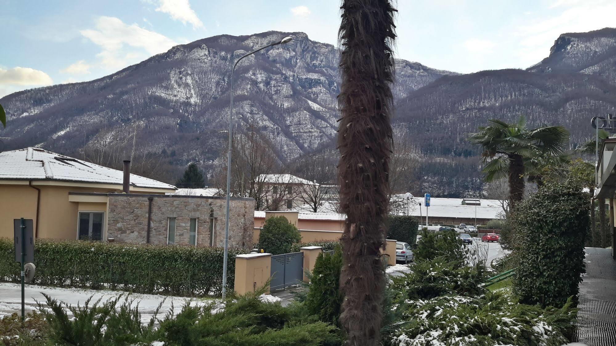 Hotel Cristallo Barga Fornaci di Barga المظهر الخارجي الصورة